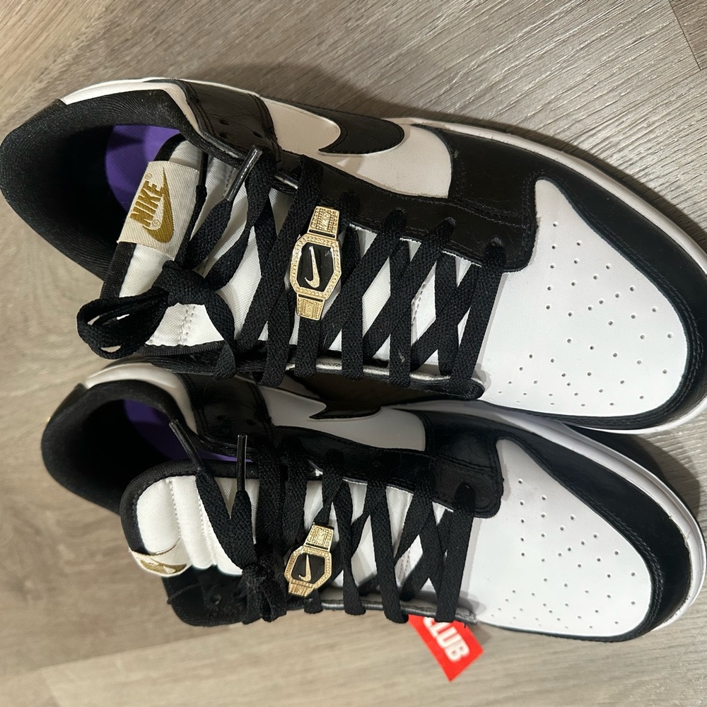 Men’s Nike Dunk SE Low World Champ Special Edition